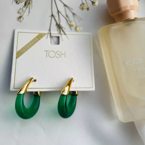 گوشواره حلقه ای سبز زمردی برند لوکس و لاکچری tosh