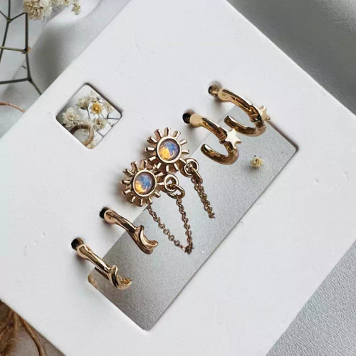 پک گوشواره حلقه ای یک سانتی ماه و ستاره و خورشید هفت رنگ