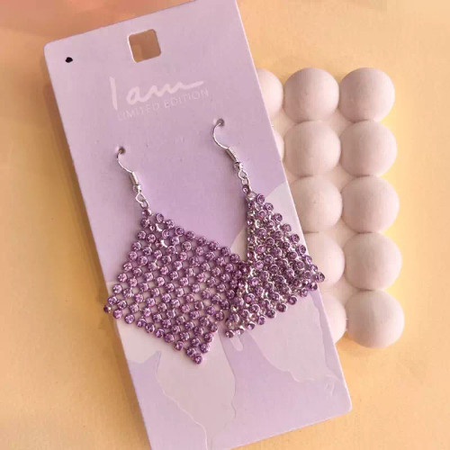 گوشواره طرح پارچه ای فول نگین براق و خاص و تک رنگ یاسی