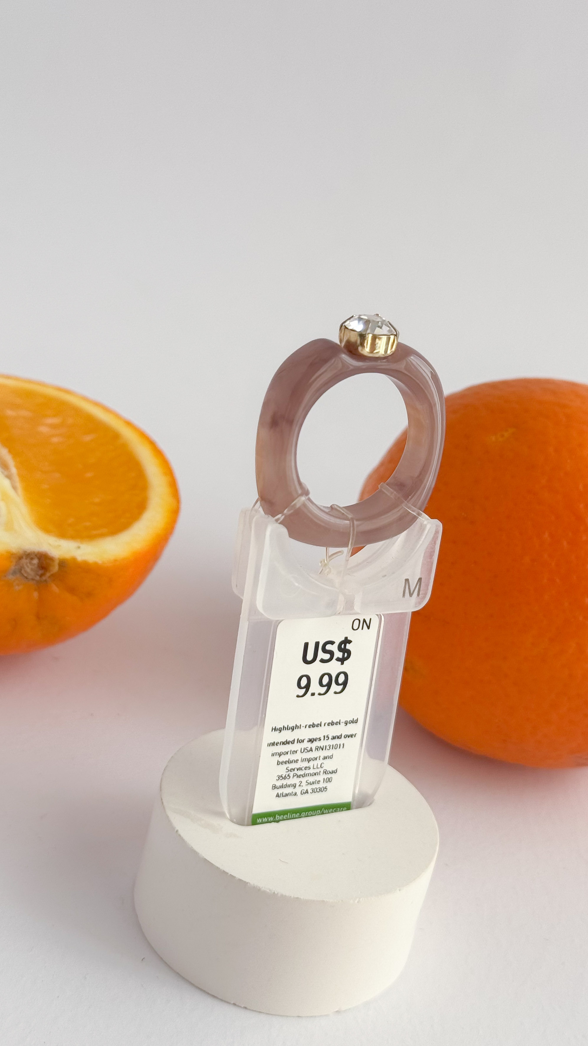 انگشتر طرح سنگ با رکاب مربعی کار ترند و خاص انگشتر تک نگین